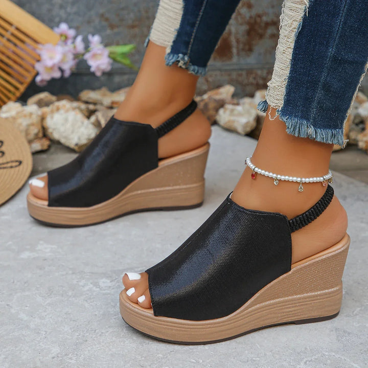 Camilla | Sandali con zeppa chunky e cinturino posteriore