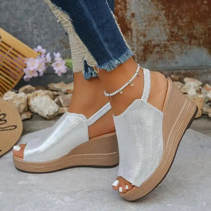 Camilla | Sandali con zeppa chunky e cinturino posteriore