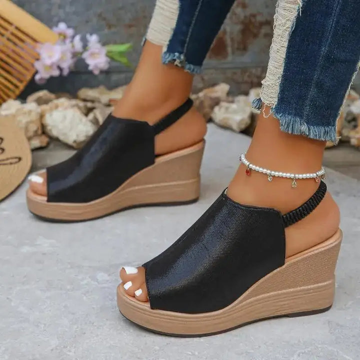 Camilla | Sandali con zeppa chunky e cinturino posteriore